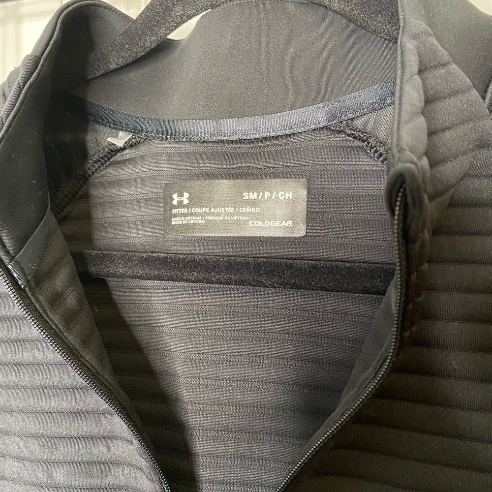 Under Armour size small performance jacket - Picture 3 of 4